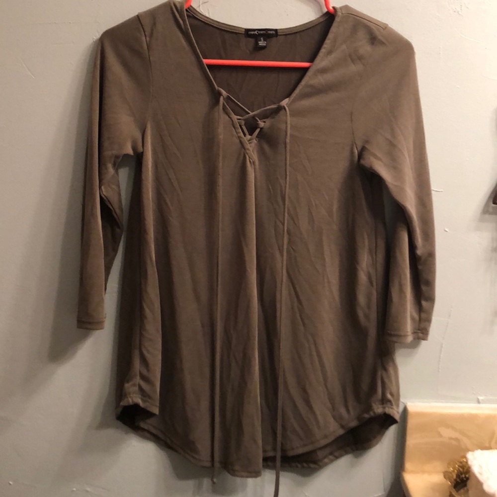Women’s blouse